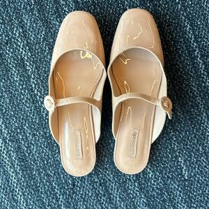 Larroude Blair flat mule size 9